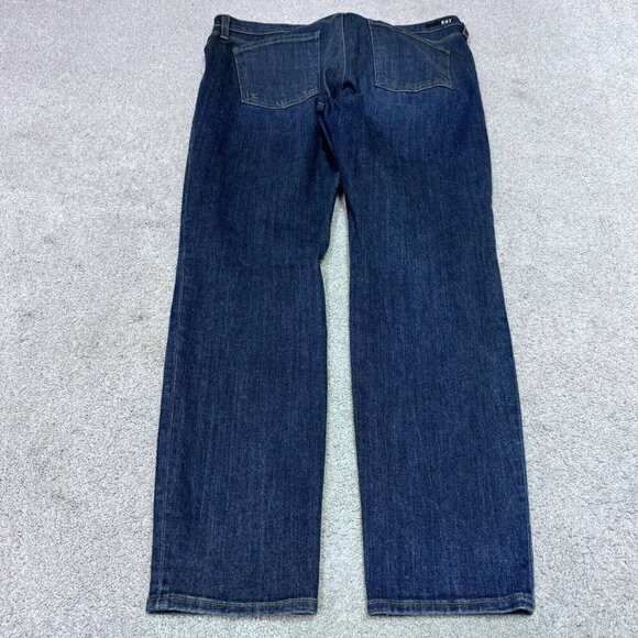 Classic Blue Women's Jeans - Picture 12 of 13